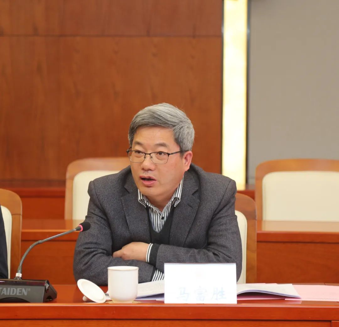 马富胜市政协委员,市广电传媒集团党委副书记,总经理全市法院队伍教育