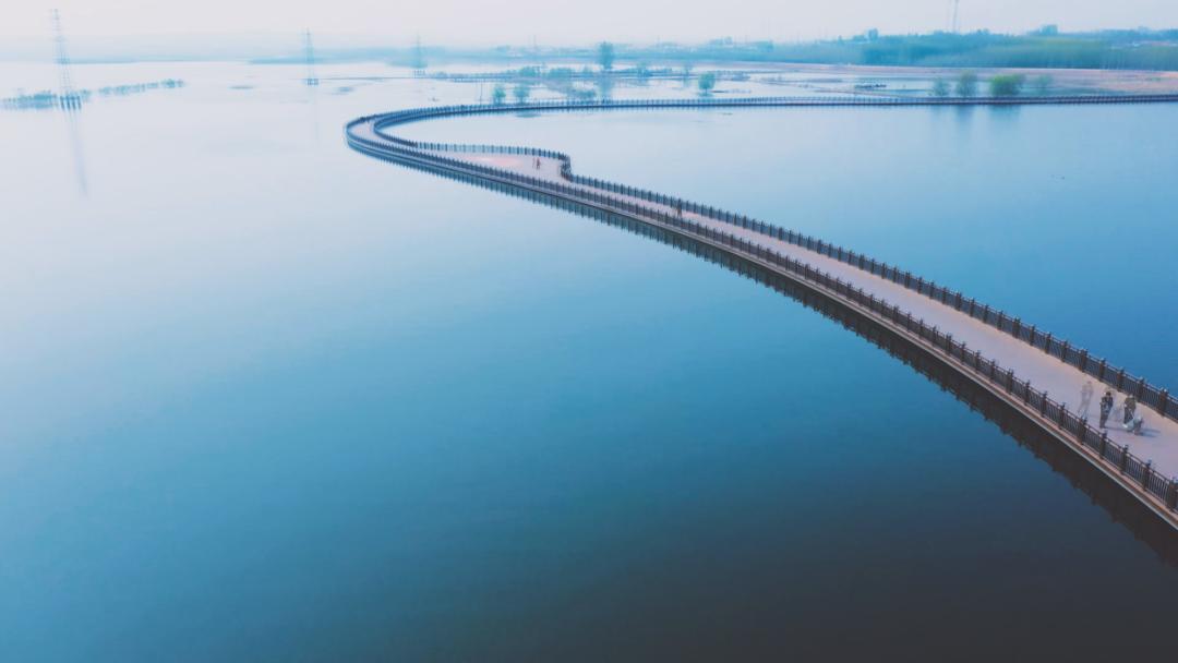 磁县溢泉湖浮桥图片