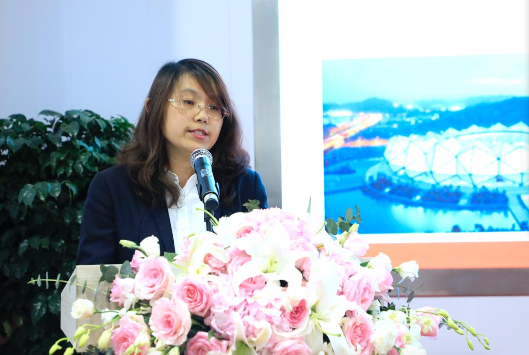 张慧敏,孙燕,谢圣美,李青4位代表围绕"女性创新力"作《始于梦想 基于