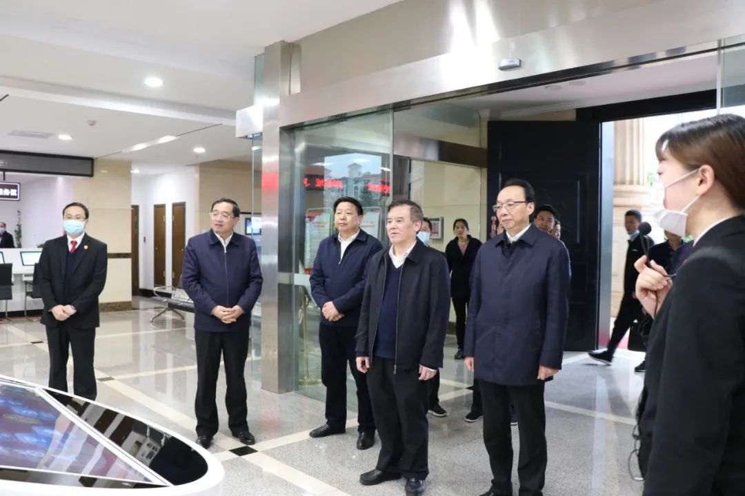 省人大法制委员会副主任郭兵率省人大常委会立法调研组来浔就《江西省