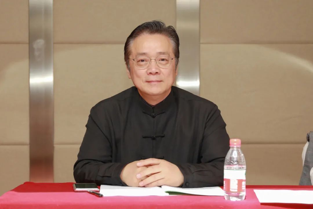 联合会副会长王求,中广联合会交通宣传委员会会长潘力,秘书长高永亮