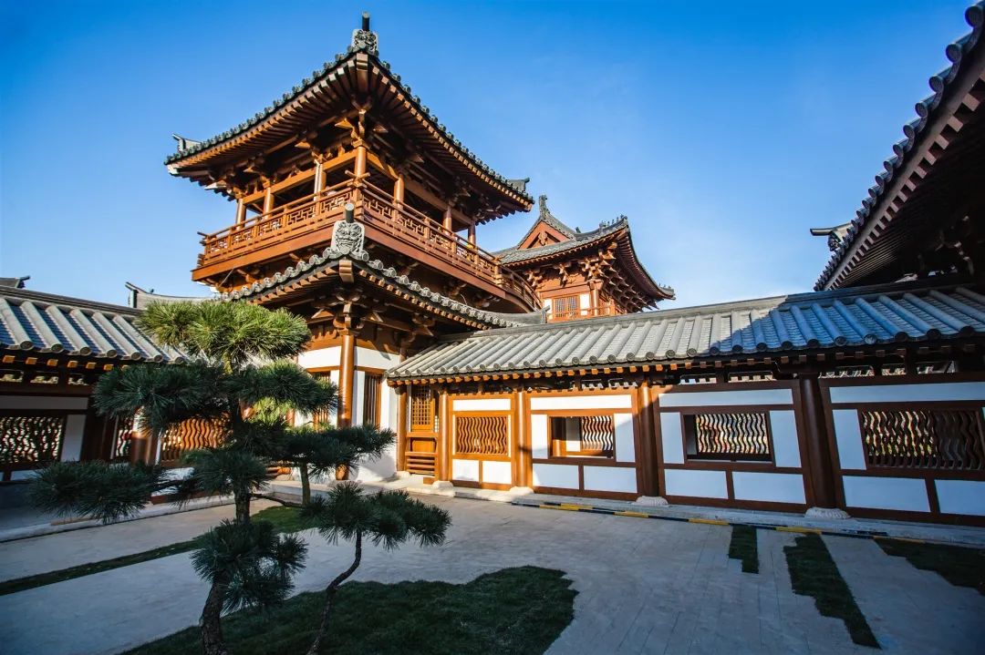 水以景阳楼和天渊池为核心内容园内建筑以华林园天渊池为蓝本建筑面积