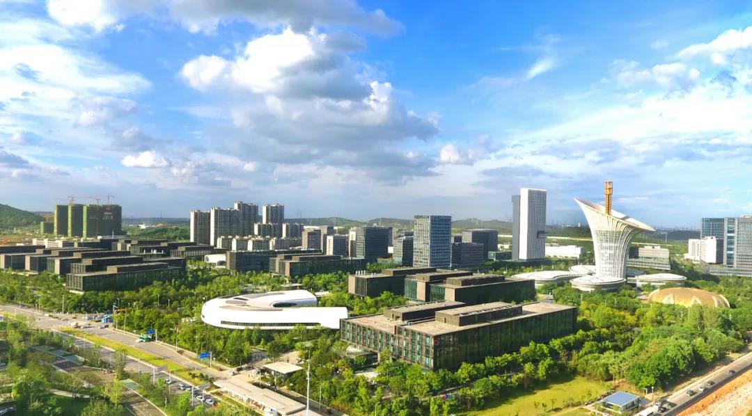 武汉光谷未来科技城的华为武汉研发基地,这里是华为公司重点构建的