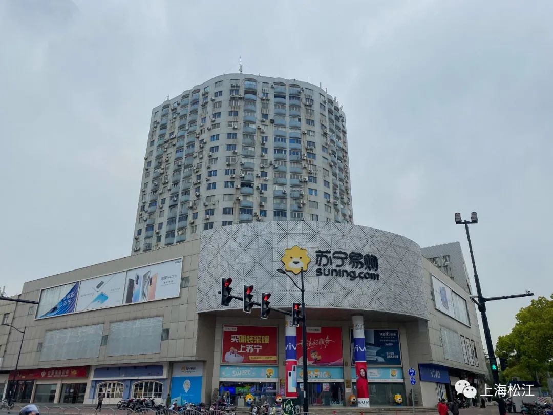 市百六店,老庙黄金,新锦江和杏花楼等10多家市区大店名店纷纷抢滩松江