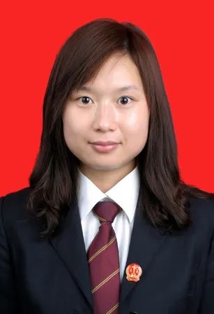 向先进典型学习董萍柔肩担起重任芳华镌刻公正