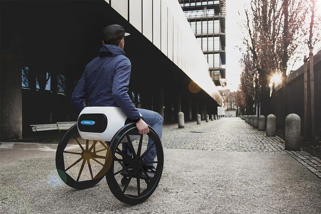 什么轮椅可以上飞机【复材资讯】这种折叠轮椅竟然可以当做随身行李被带上飞机，由复合材料打造！_https://www.jmylbn.com_新闻资讯_第1张