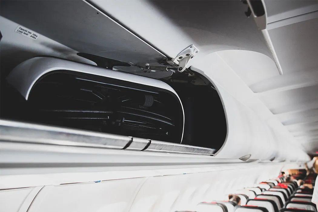 什么轮椅可以上飞机【复材资讯】这种折叠轮椅竟然可以当做随身行李被带上飞机，由复合材料打造！_https://www.jmylbn.com_新闻资讯_第3张