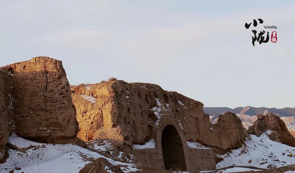 甘凉古道硖口两山张掖如鸾峙一水中流似马奔
