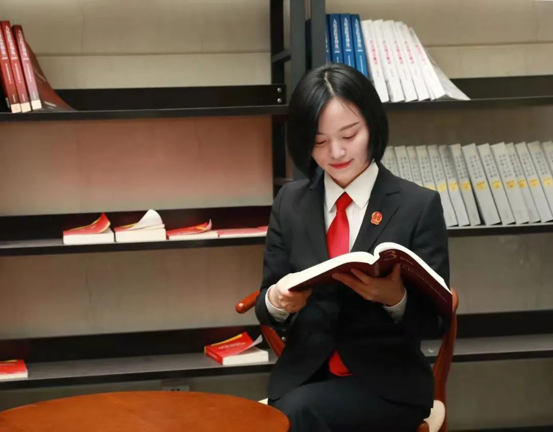 奋进中的义乌法院人王珺心之所向素履以往