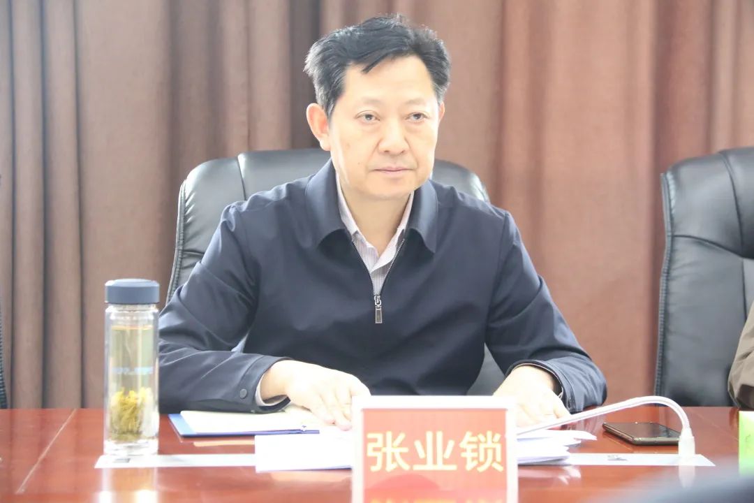 相山法院4月13日上午,省政法队伍教育整顿驻淮指导组副组长张业锁一行