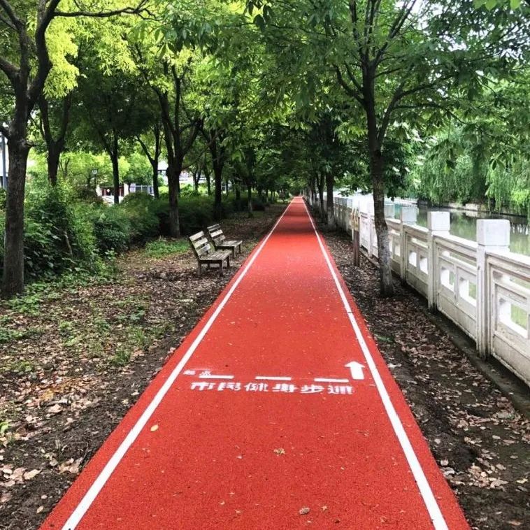 滨水健身步道4000平方米草坪附近居民直夸美翻了