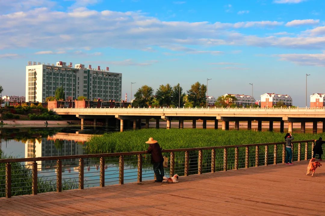 "one● 人民桥● 迎宾桥● 海州桥● 建设桥