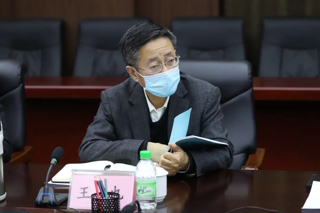 市纪委监委驻市法院纪检组组长张兆民到会指导省第五指导组成员