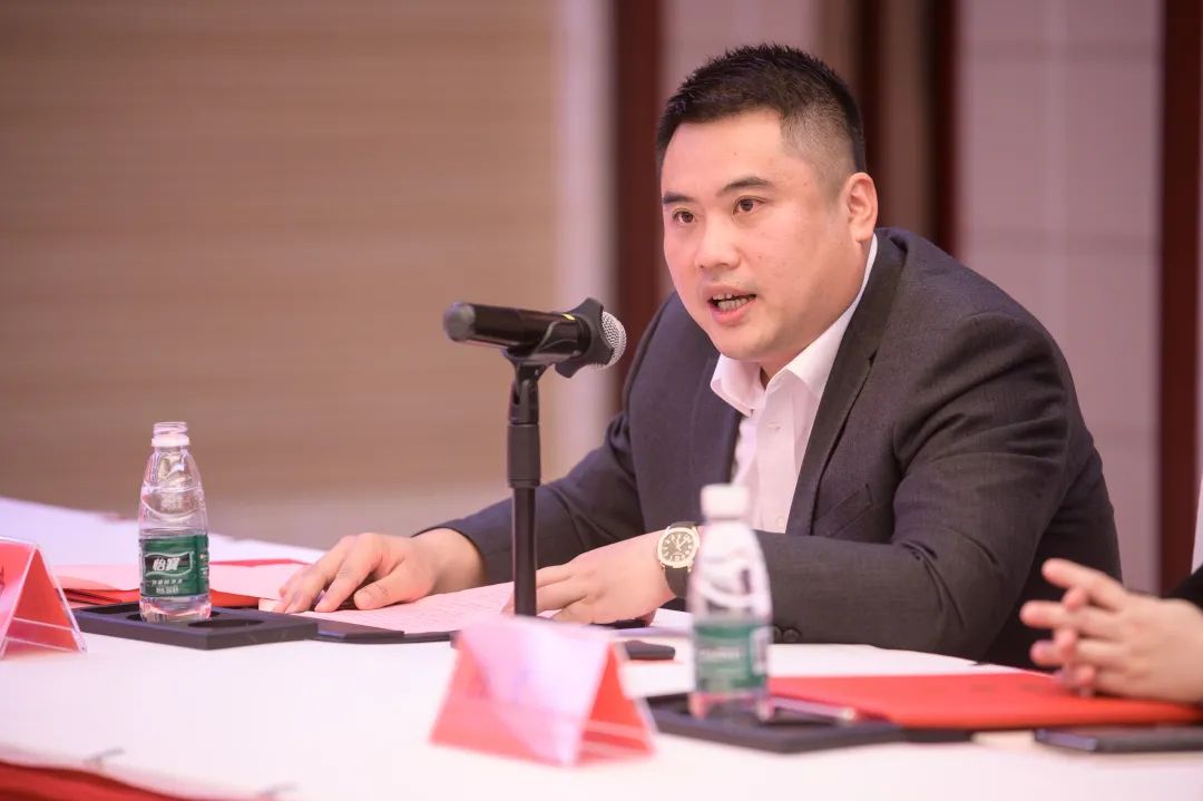 刘峥表示,民建省委青年工作委员会将致力于加强青年会员思想政治引领