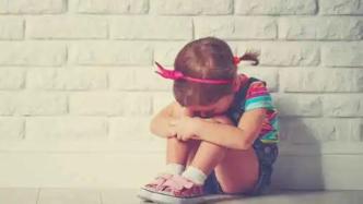 《陪你一起长大》频上热搜：你的过度焦虑，正在拖垮孩子