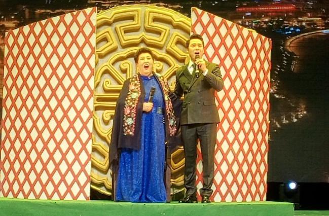 包田宝,内蒙古广播电视台主持人雷蒙,马可,青年歌手苏勒亚其其格,被评