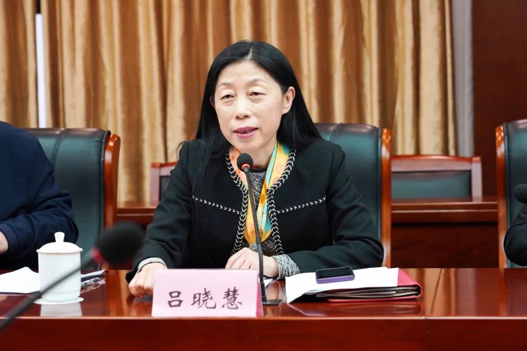 部长,区委党史学习教育领导小组副组长兼办公室主任吕晓慧出席并讲话