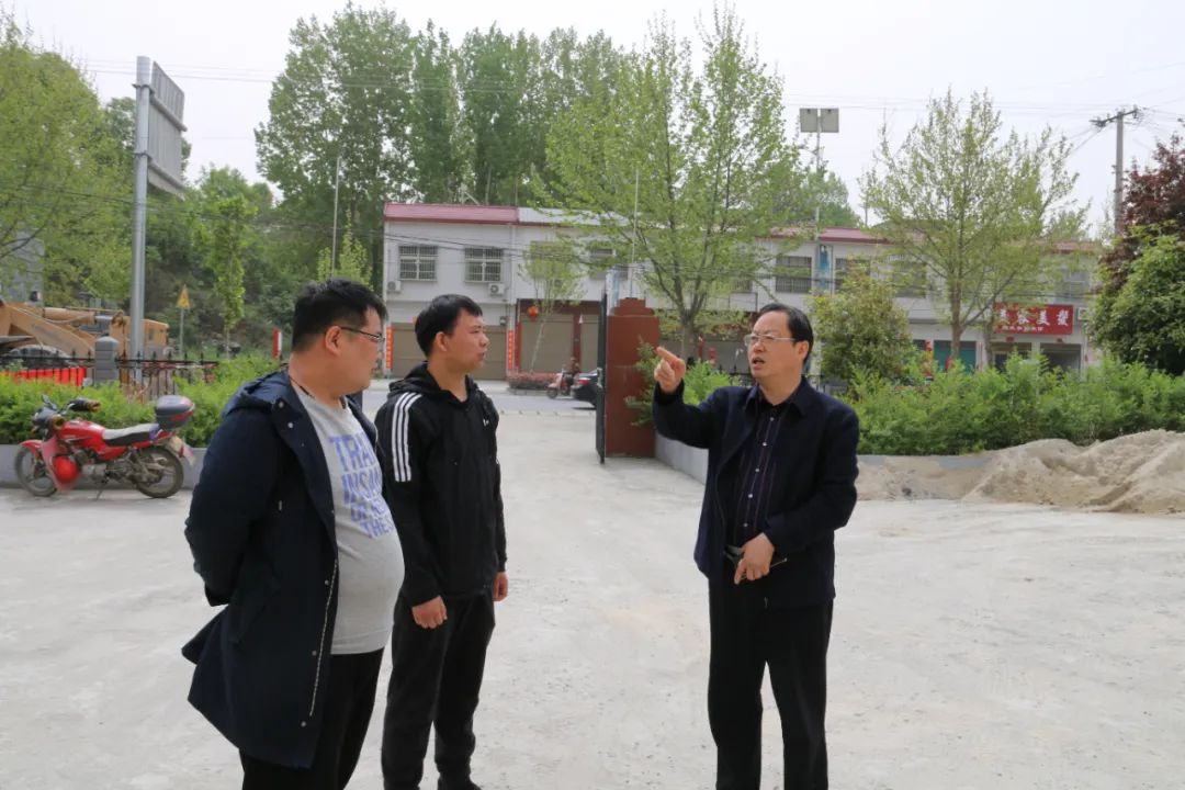 南召法院院长吴运广到南河店法庭,原中原厂清产核资及文旅建设项目指