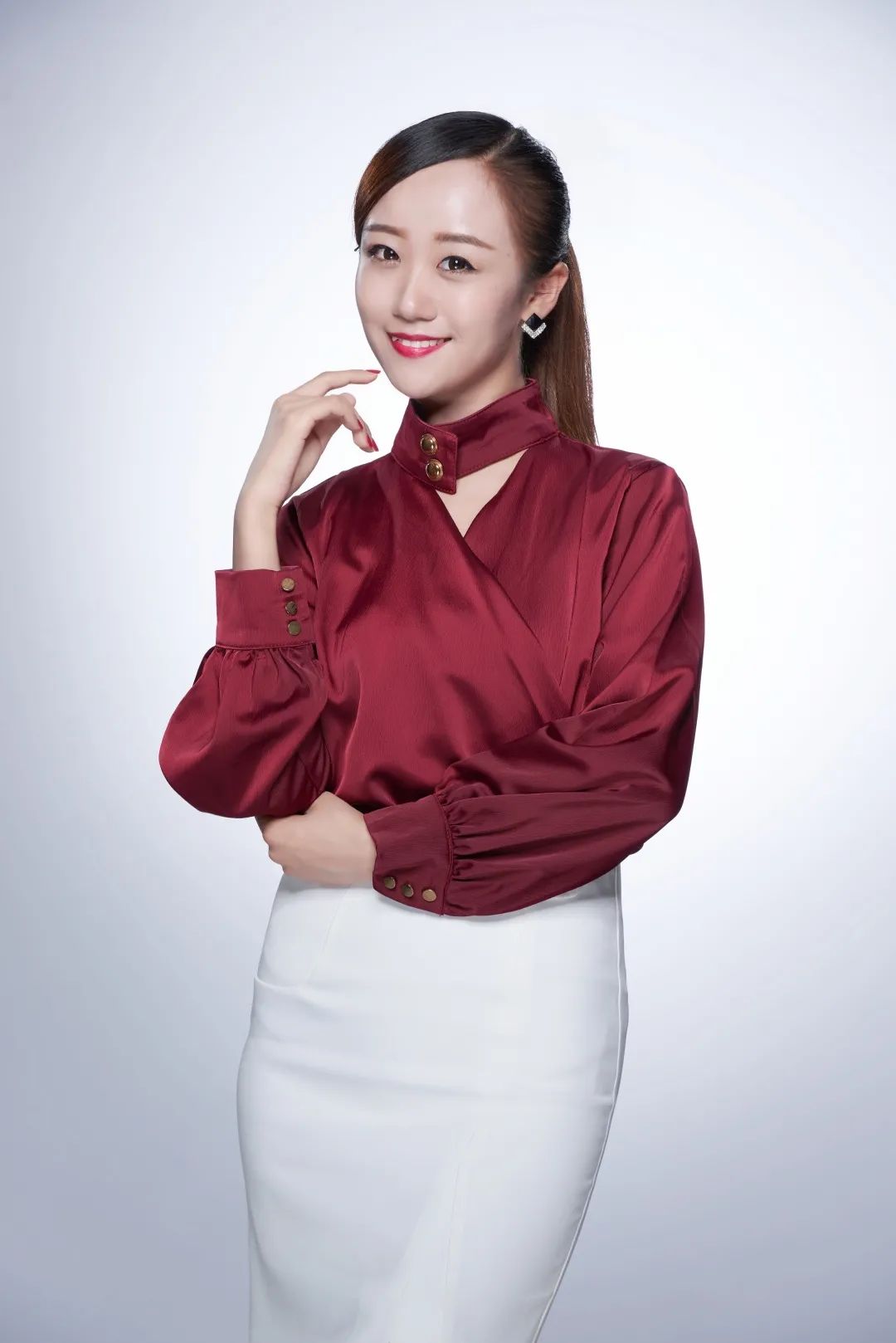 1《追光吧少年》主持人,电台节目制作人,中央人民广播电台全国主持人