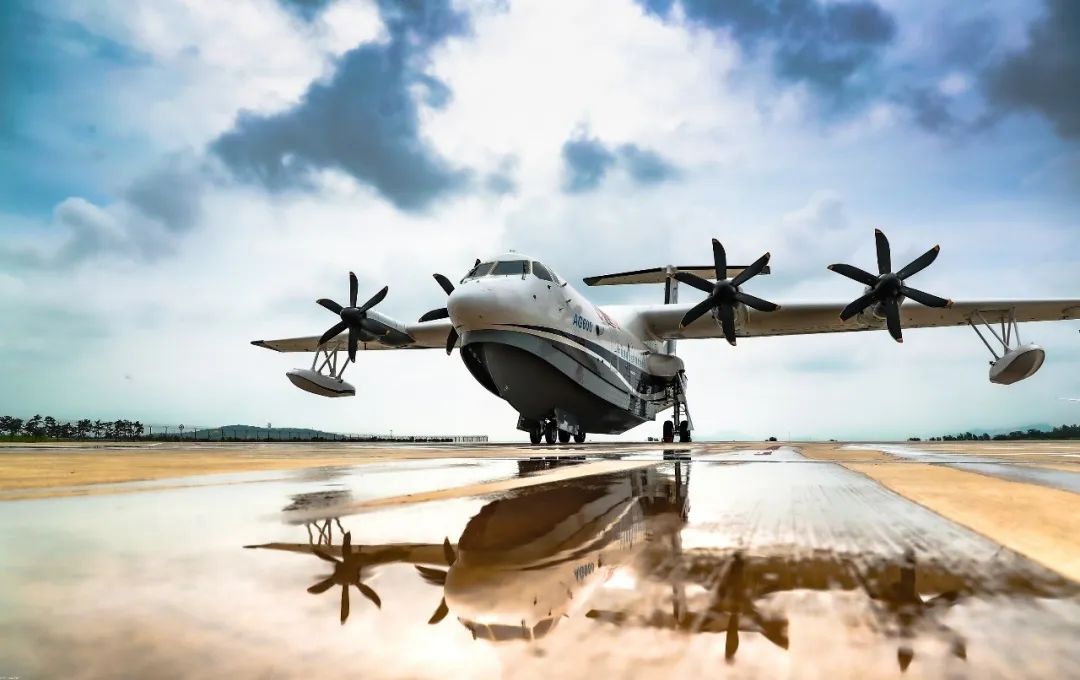 航空工业70年,请党和人民放心!