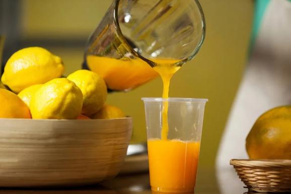 鲜榨果汁更健康那是你一厢情愿的幻觉