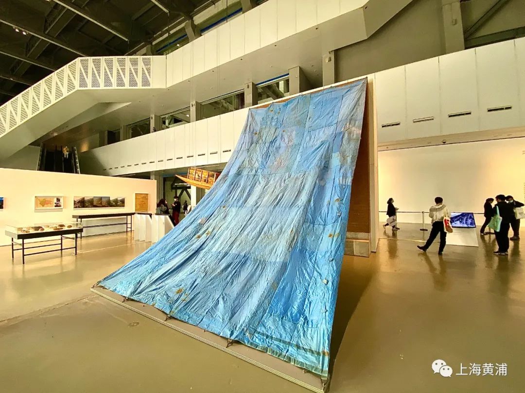 上海双年展一个展览开幕孙甘露许知远王嘉尔他们有了个新身份