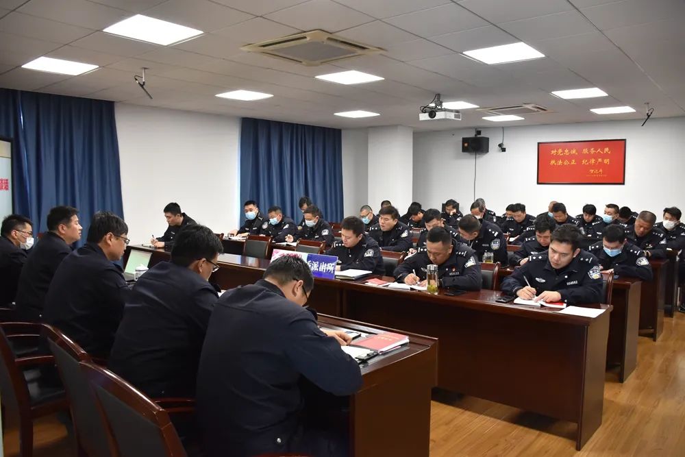 香花桥派出所扎实开展公安队伍教育整顿