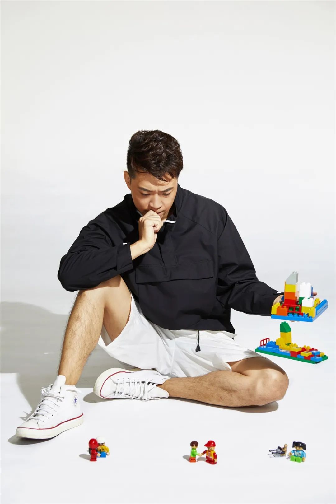 天窗幕后艺术在前生活在后站在中间的导演谢帅如是听闻