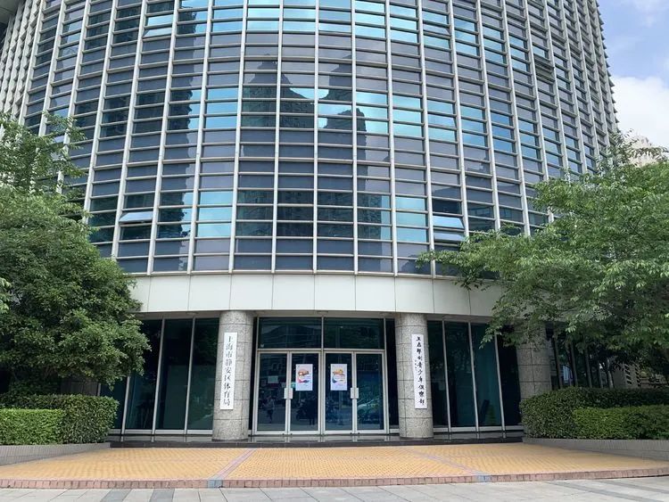 昌平路康定路街景