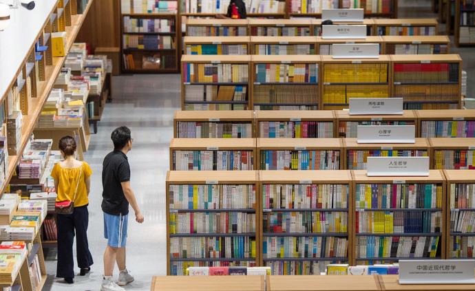 实体书店数量逆势新增，经营困境从此好转？