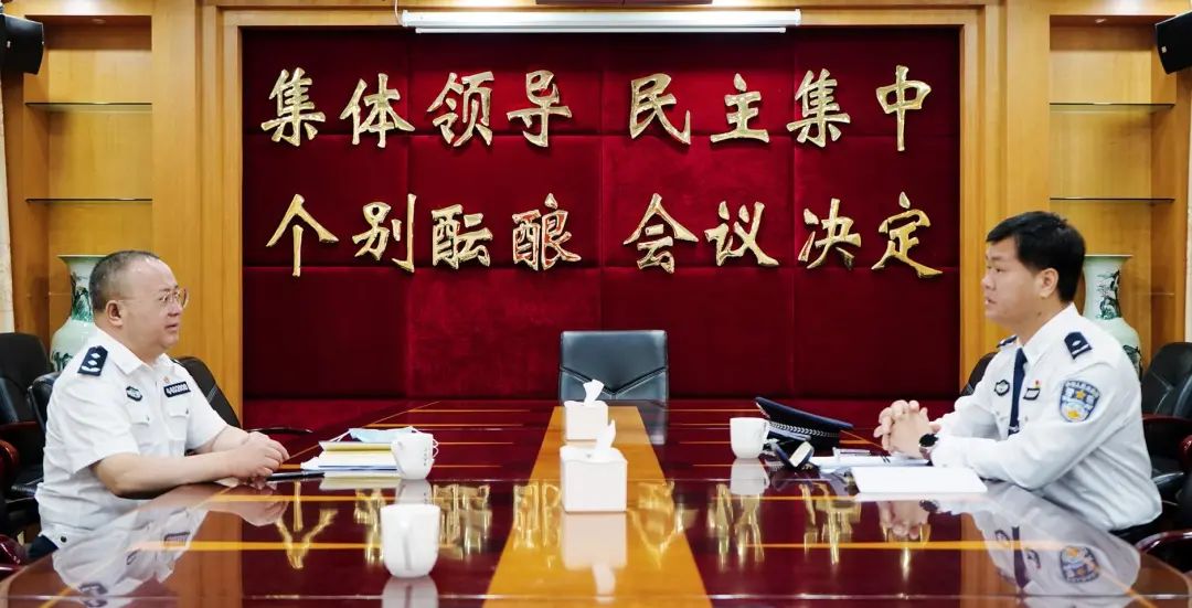 管理现场,干警办公区,指挥中心等,分别与各所党委班子成员,中层领导