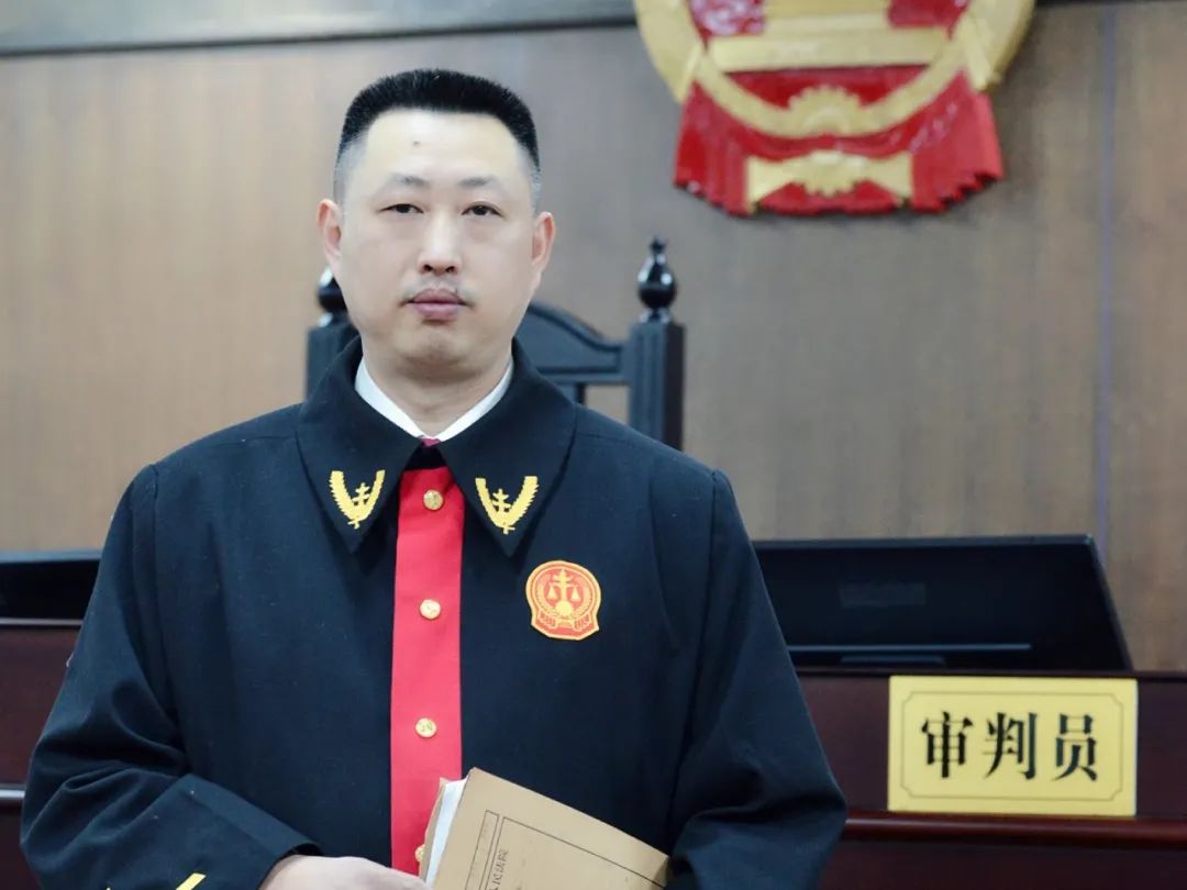 队伍教育整顿先进典型人物王淳