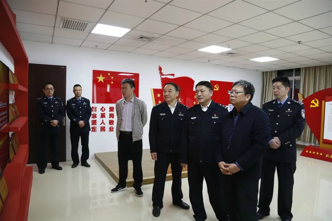 省第九指导组组长杨三省来市局督导检查教育整顿工作