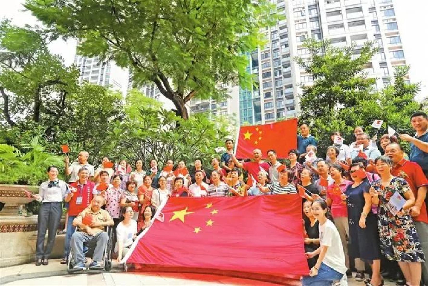 幸福深圳市民用亲身感受为美好生活打分为我的城市点赞