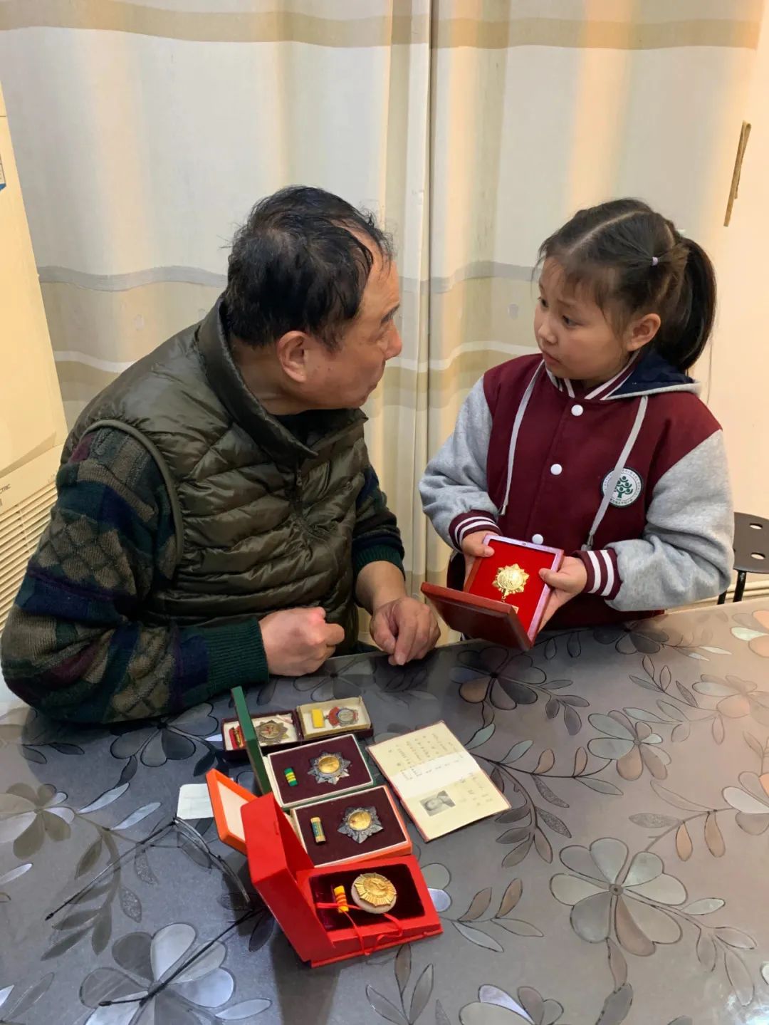 学党史|恰同学表演艺术学校少年 风华正茂时