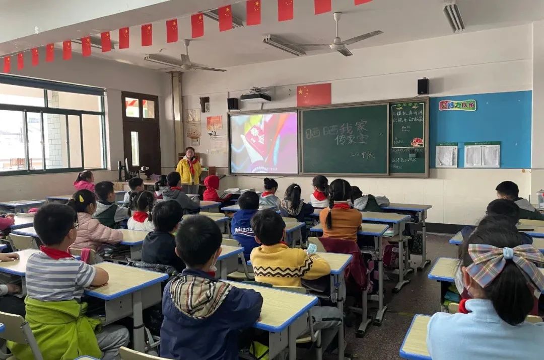 学党史|恰同学表演艺术学校少年 风华正茂时