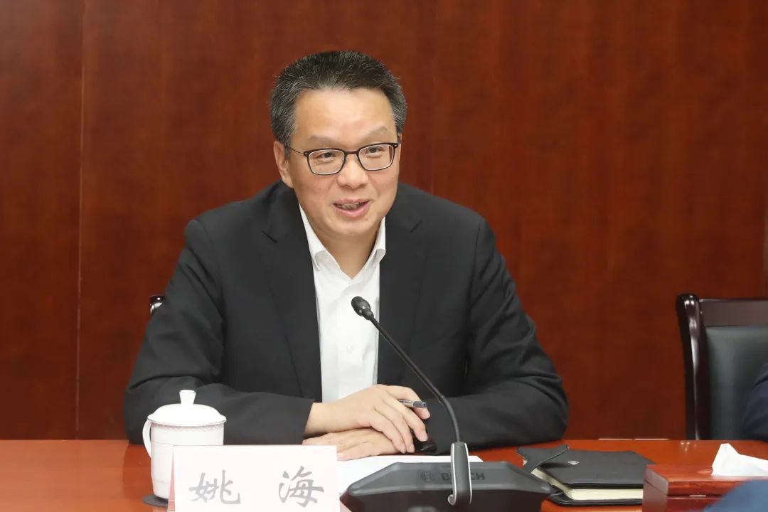 市政府合作交流办来本区调研东西部协作和定点帮扶工作,谢坚钢参加