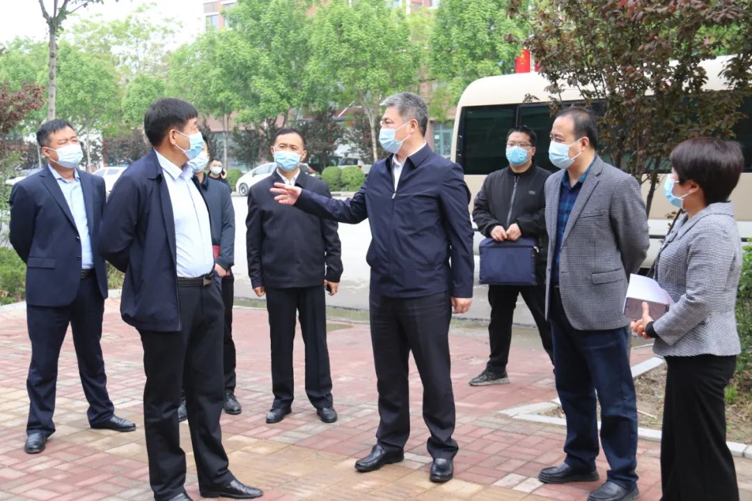 县委书记郑传记检查指导省级文明县城创建工作