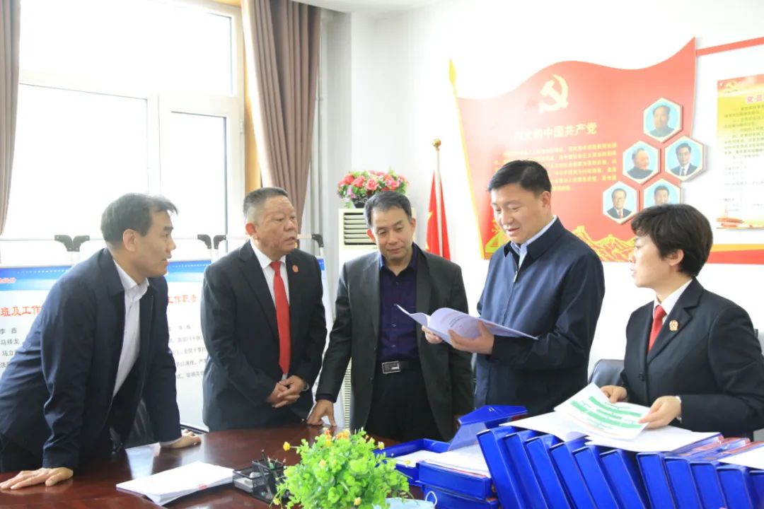 市委副书记,政法委书记王建为大武口区法院干警讲专题