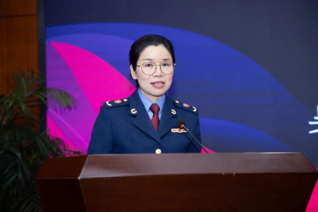 副局长刘克毅共同为湖州市吴兴区知识产权行政司法协同保护中心揭牌