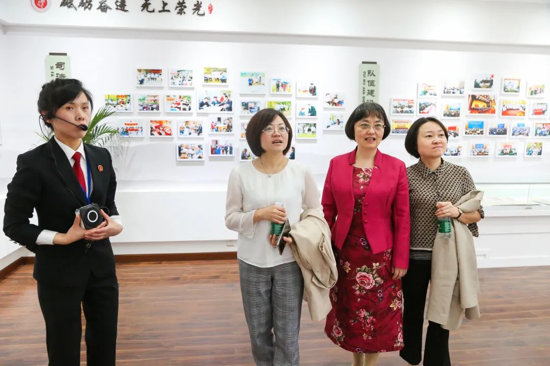 市人大常委会备案审查工委副主任李媛一行视察法治文化公园