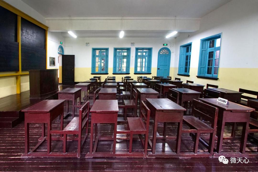 民国大师无数,而徐特立先生是难得的一位德才兼备的革命家,教育家.