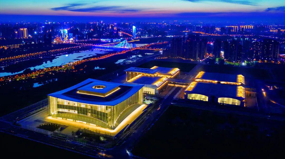 腾飞全运中建八局西安三中心c位亮相西马