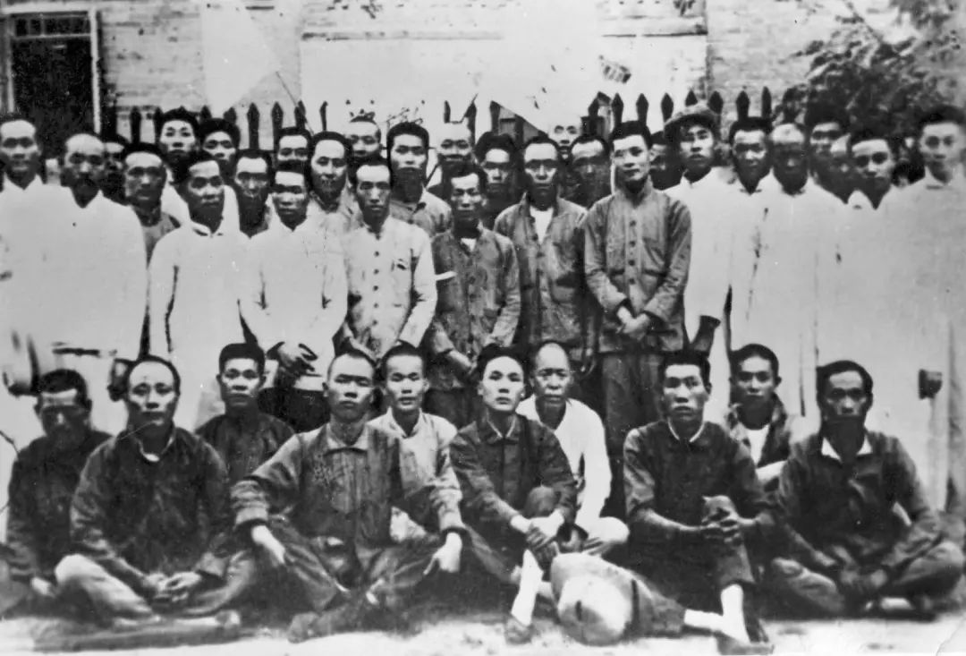 中车党史人物邓培中国早期工人运动的先驱