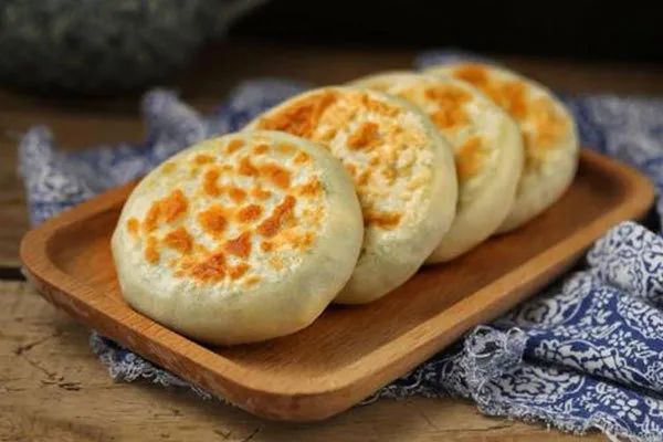 东南马肉饼将两地的十道特色菜进行对比,可以发现不少相似的菜肴.