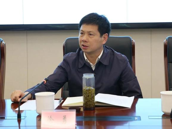 教育整顿从严从紧从实推进查纠整改王小中主持召开全市政法队伍教育