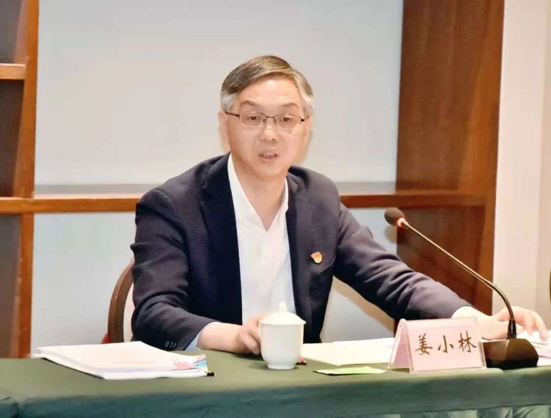 姜小林发扬斗争精神切实解决问题尽快解决问题全力以赴做好中央生态