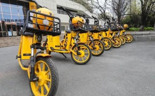 最近小黄车(共享电动车)走进鞍山市,它在一定程度上给市民出行带来了