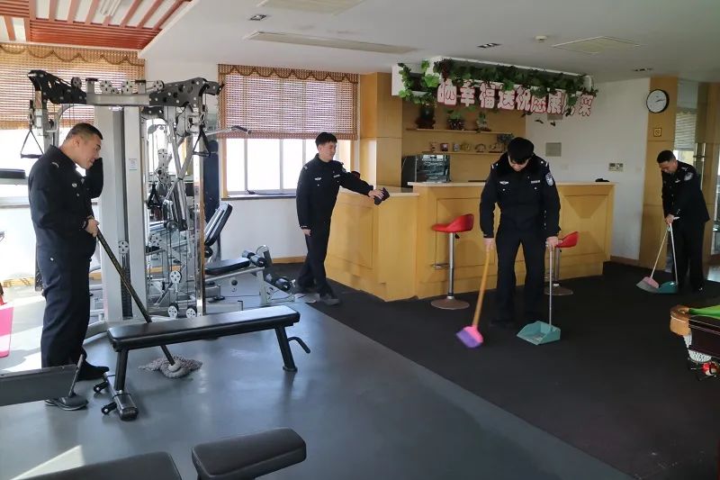 队伍教育整顿我为群众办实事四岔河监狱活动掠影