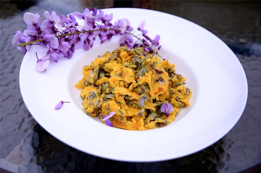 能赏还能食用美丽的紫藤花吃起来是什么味道